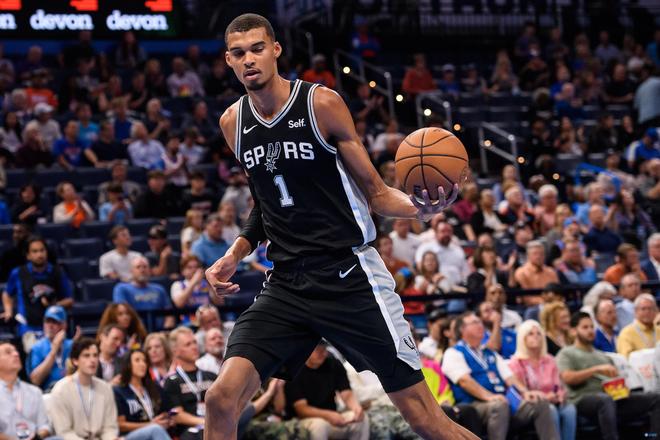 他始终用稳 他始终用稳