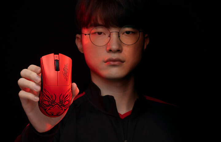 借出色的个 借出色的个