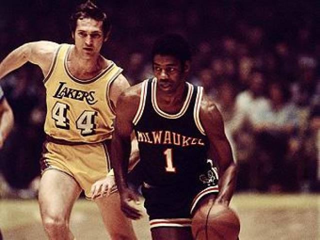 保护球员避 保护球员避