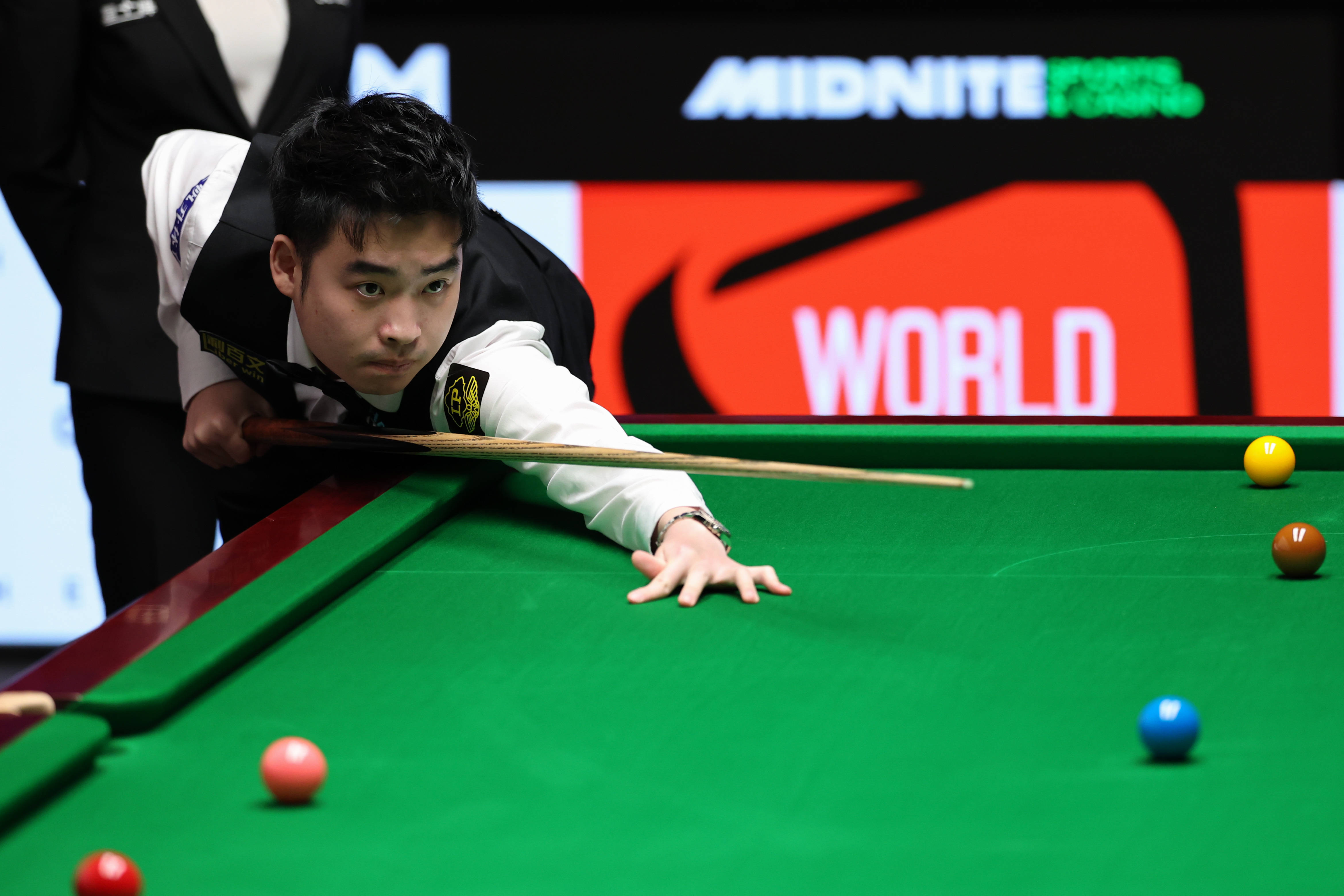 他们需要在 他们需要在